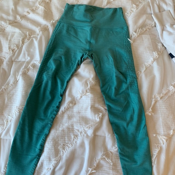 Alphalete Halo leggings - Picture 4 of 9